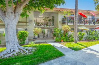 2266 Via Puerta, Laguna Woods, CA 92637