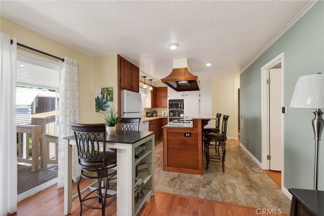 4000 Pierce 202, Riverside, CA 92505