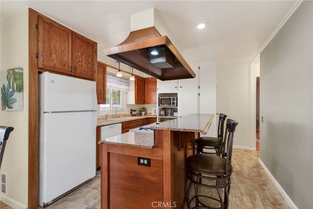 4000 Pierce 202, Riverside, CA 92505
