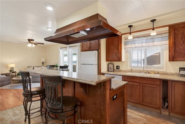 4000 Pierce 202, Riverside, CA 92505