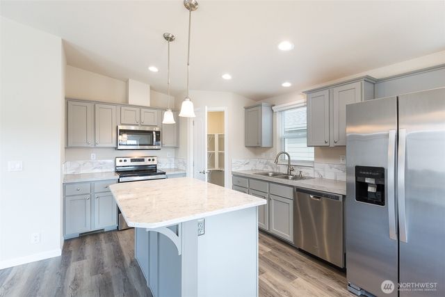 883 N Rock Rose Avenue, Sequim, WA 98382