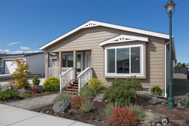 883 N Rock Rose Avenue, Sequim, WA 98382