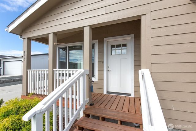 883 N Rock Rose Avenue, Sequim, WA 98382