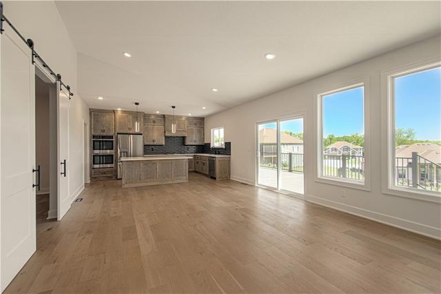 7551 NW Gower Avenue, Kansas City, MO 64151
