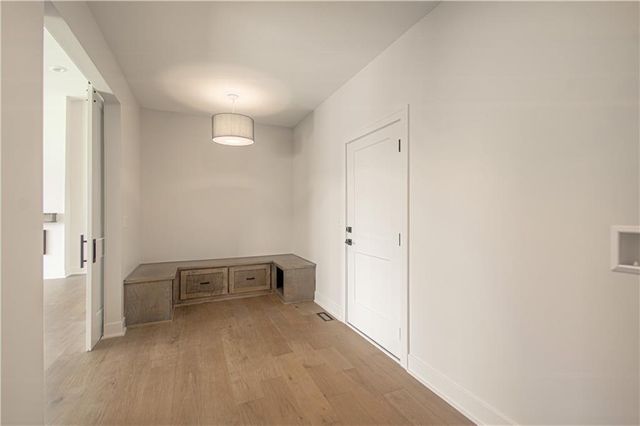 7551 NW Gower Avenue, Kansas City, MO 64151