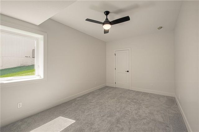 7551 NW Gower Avenue, Kansas City, MO 64151