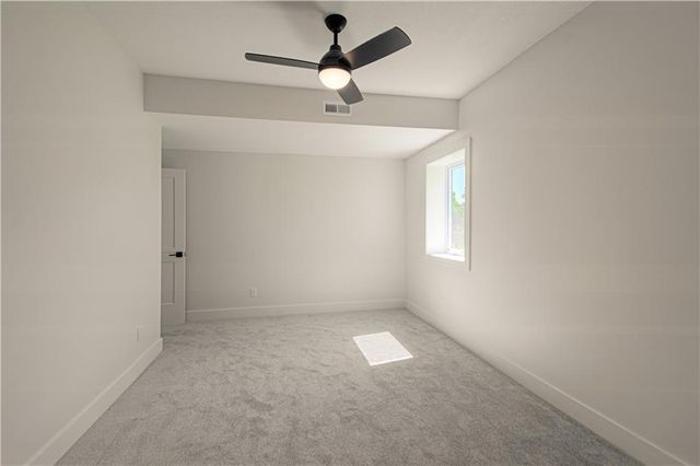 7551 NW Gower Avenue, Kansas City, MO 64151