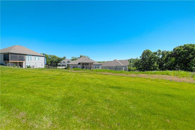 7551 NW Gower Avenue, Kansas City, MO 64151