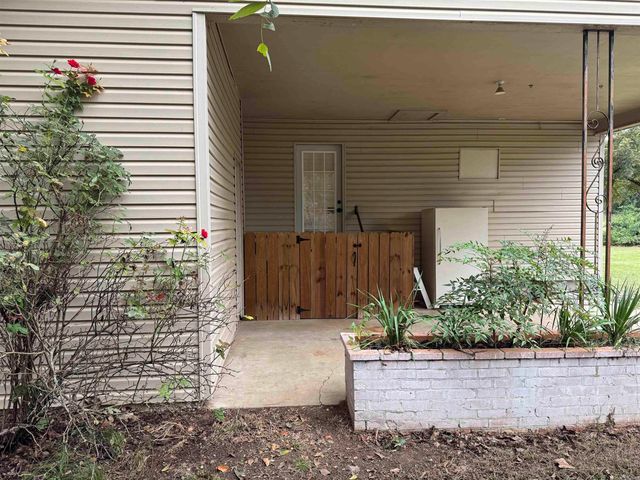 301 Lewallen Street, Arkadelphia, AR 71923