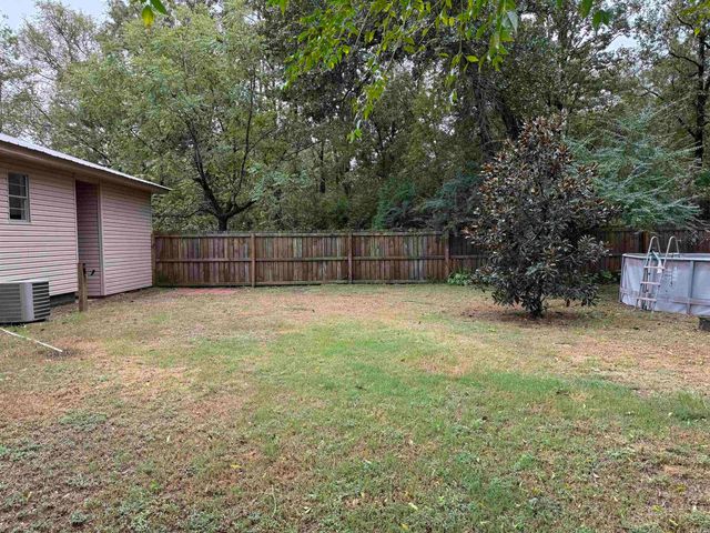 301 Lewallen Street, Arkadelphia, AR 71923