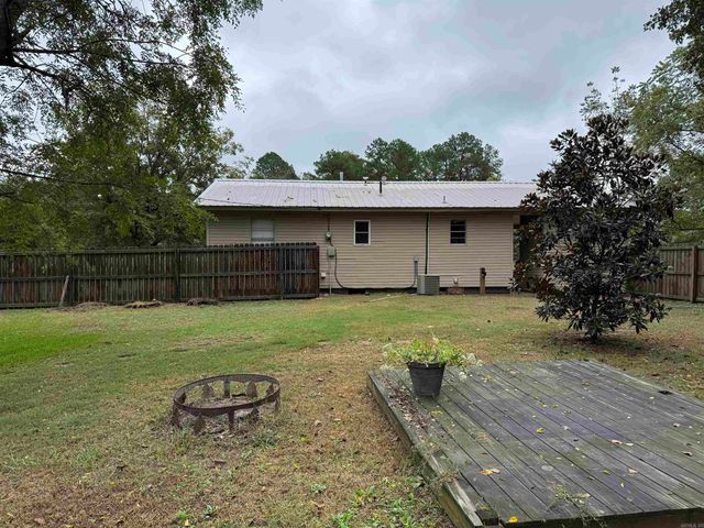 301 Lewallen Street, Arkadelphia, AR 71923
