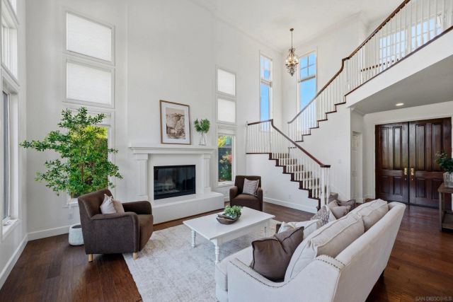 16527 N Woodson Dr, Ramona, CA 92065