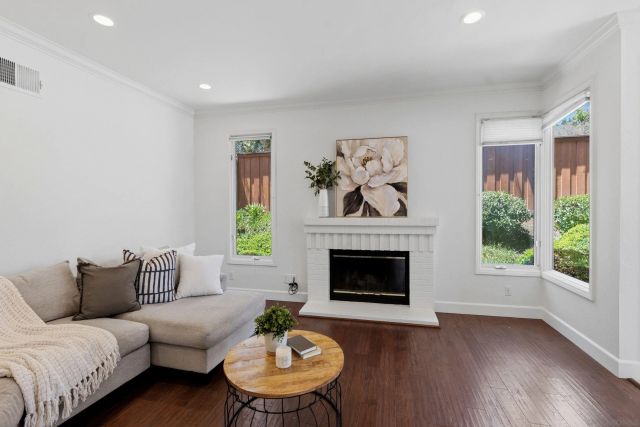 16527 N Woodson Dr, Ramona, CA 92065