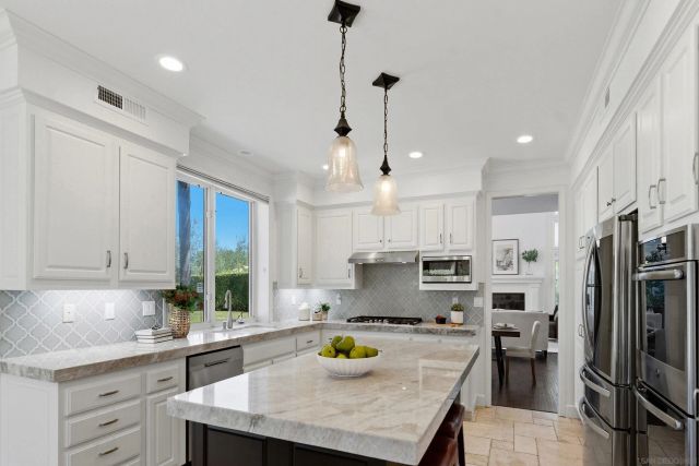 16527 N Woodson Dr, Ramona, CA 92065