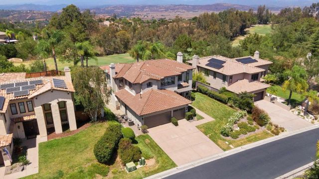16527 N Woodson Dr, Ramona, CA 92065