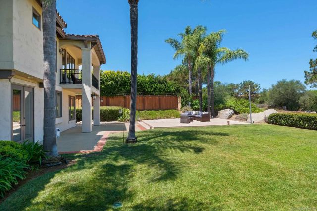 16527 N Woodson Dr, Ramona, CA 92065