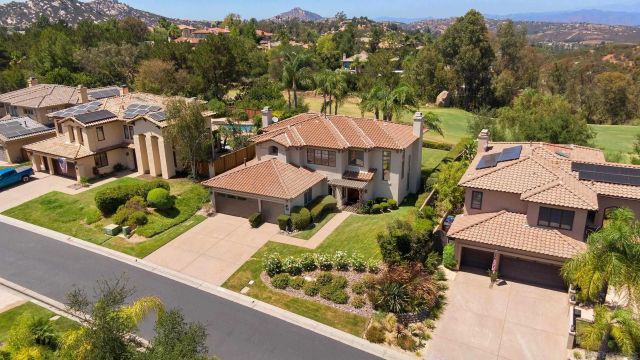 16527 N Woodson Dr, Ramona, CA 92065