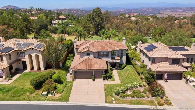 16527 N Woodson Dr, Ramona, CA 92065
