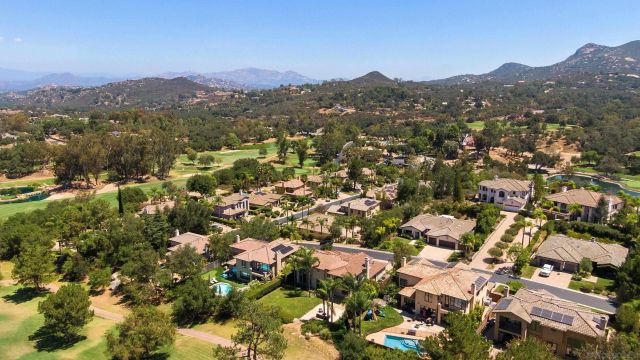 16527 N Woodson Dr, Ramona, CA 92065