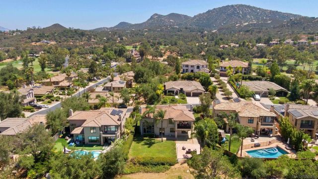 16527 N Woodson Dr, Ramona, CA 92065