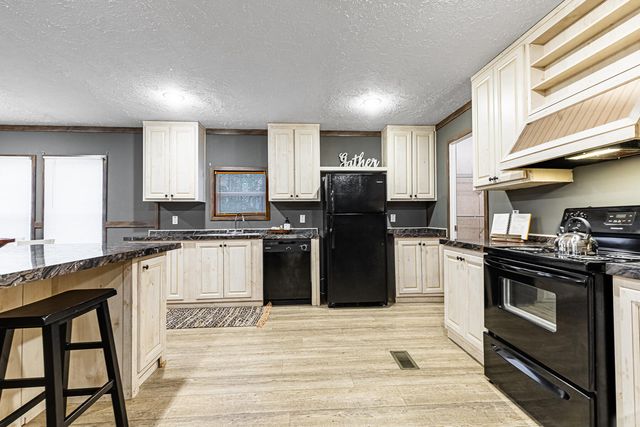 406 Butter Road, Bonneau, SC 29431