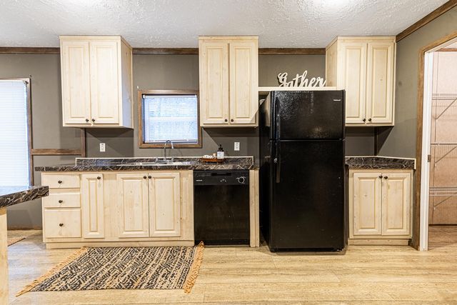 406 Butter Road, Bonneau, SC 29431