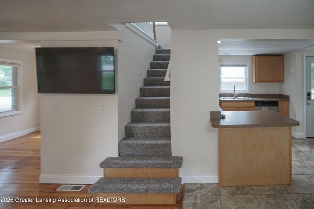 2217 Auburn Avenue, Holt, MI 48842