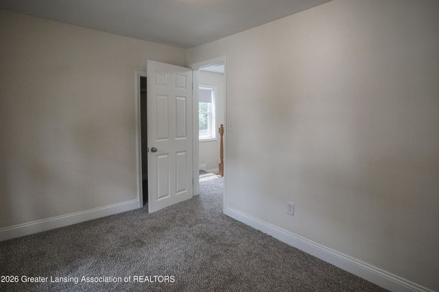 2217 Auburn Avenue, Holt, MI 48842