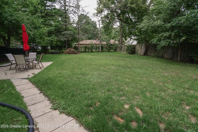 2217 Auburn Avenue, Holt, MI 48842