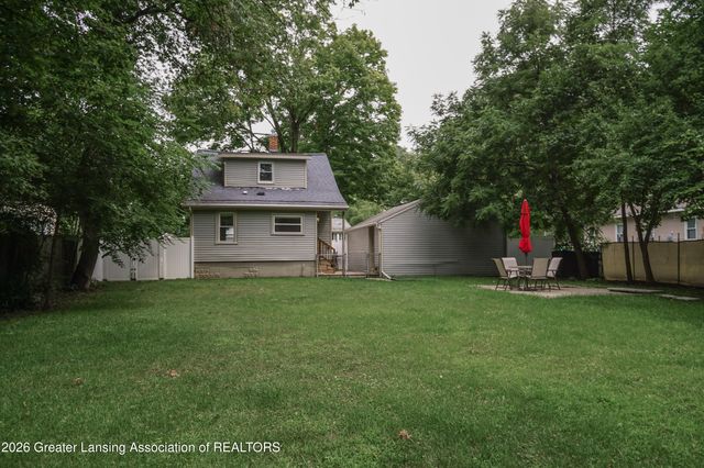 2217 Auburn Avenue, Holt, MI 48842
