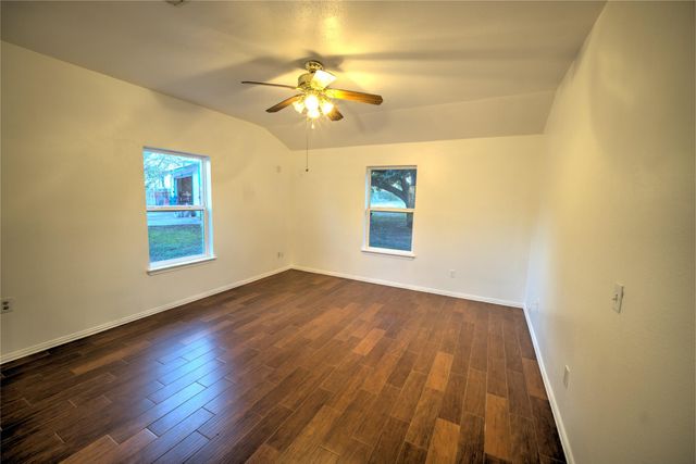 681 Old Lytton Springs RD, Lockhart, TX 78644