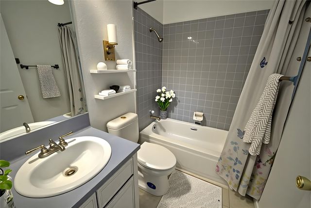 681 Old Lytton Springs RD, Lockhart, TX 78644