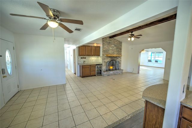 681 Old Lytton Springs RD, Lockhart, TX 78644