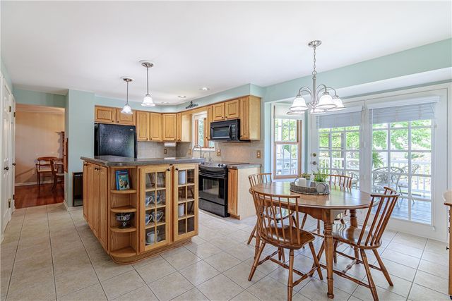 48 Churchview Lane, Henrietta, NY 14534