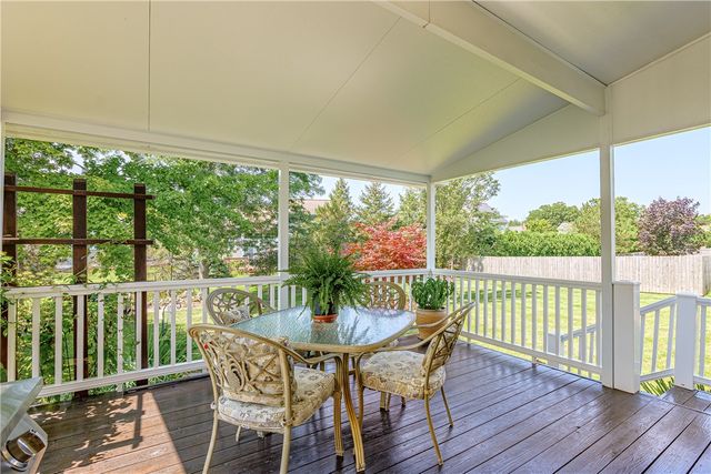 48 Churchview Lane, Henrietta, NY 14534