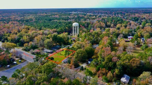 231 S Live Oak Drive, Moncks Corner, SC 29461