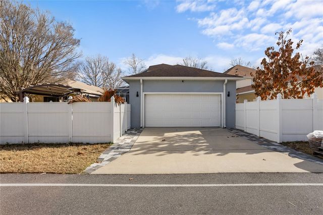 6911 BEARGRASS ROAD, Harmony, FL 34773