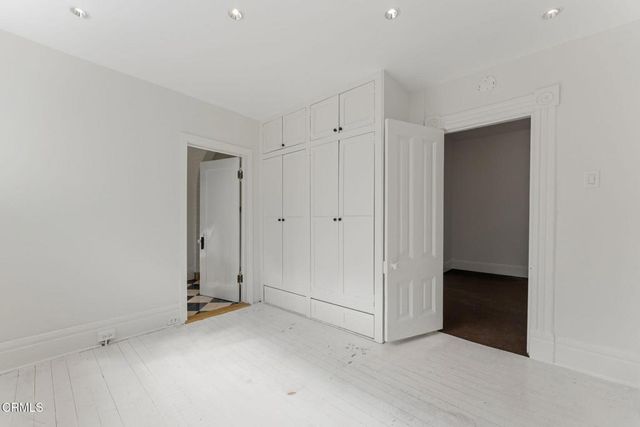 79 W Villa Street, Pasadena, CA 91103