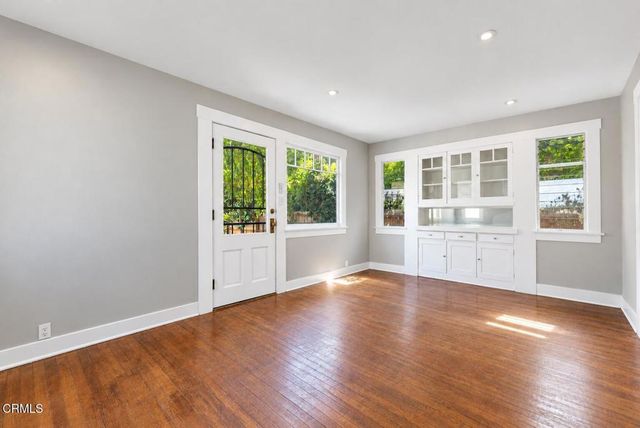 79 W Villa Street, Pasadena, CA 91103