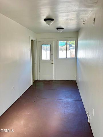 79 W Villa Street, Pasadena, CA 91103