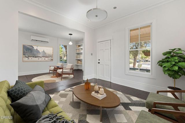 79 W Villa Street, Pasadena, CA 91103