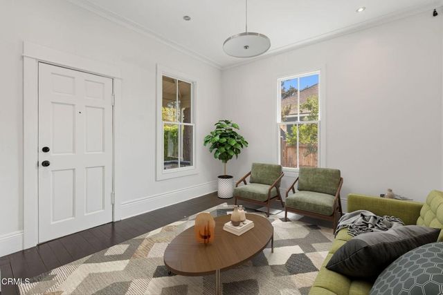 79 W Villa Street, Pasadena, CA 91103