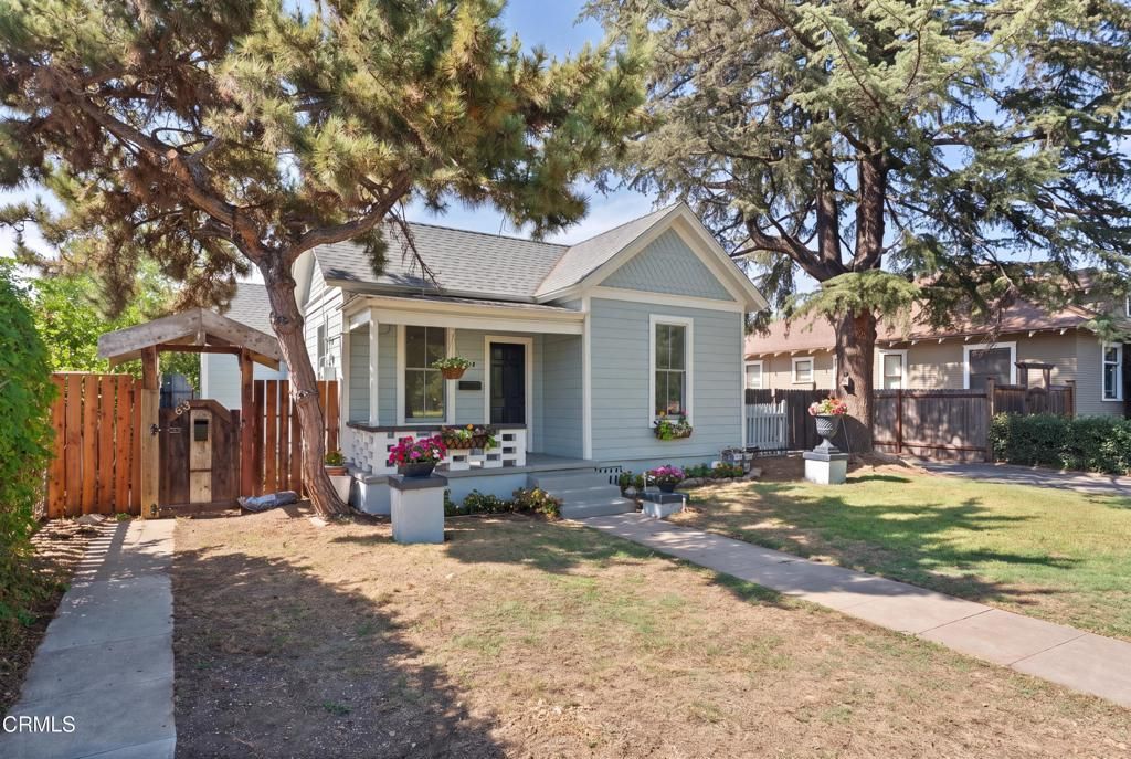 79 W Villa Street, Pasadena, CA 91103
