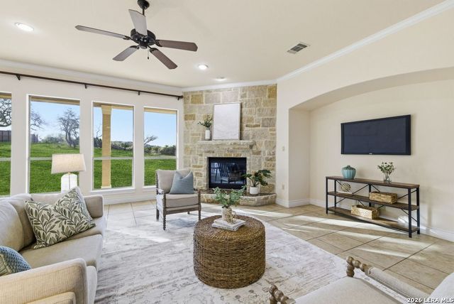 411 Pueblo Pintado, Helotes, TX 78023