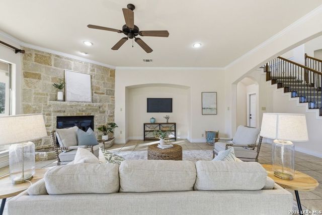 411 Pueblo Pintado, Helotes, TX 78023