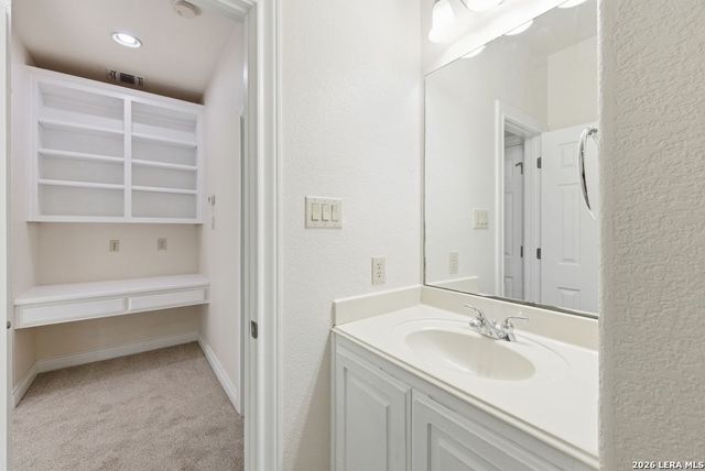 411 Pueblo Pintado, Helotes, TX 78023