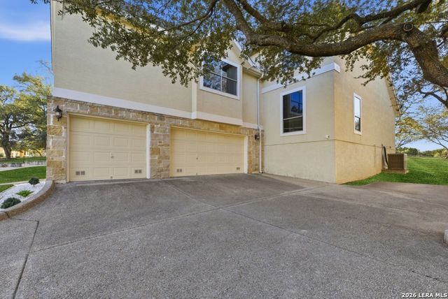 411 Pueblo Pintado, Helotes, TX 78023