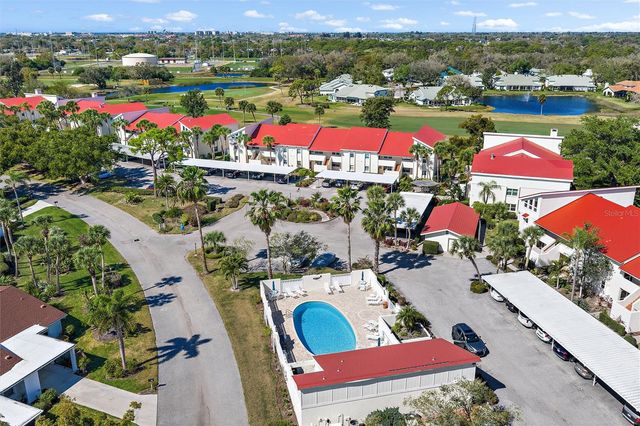 758 VILLAGE CIRCLE 207, Venice, FL 34292