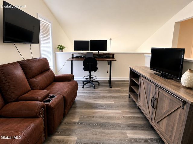 36 Chip Shot Way, Halfmoon, NY 12118