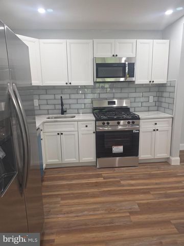 6 MULBERRY CT, Hamilton, NJ 08619